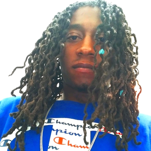 Meet your Posher, Khiry - Picture 1 of 1